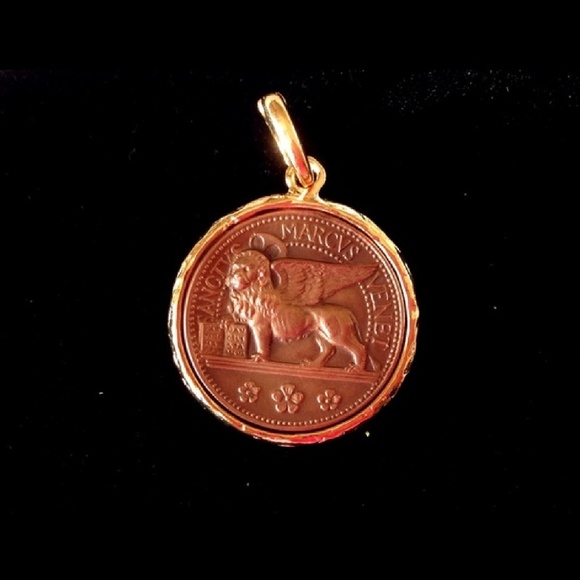 🚫SOLD🚫18K gold-plated bracelet w/Italian coins - Picture 3 of 4